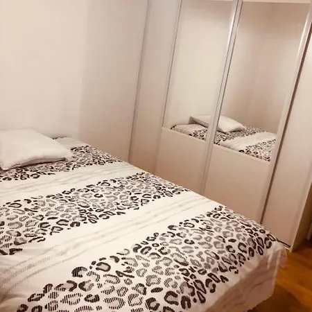 Illzach, 5 Personnes *