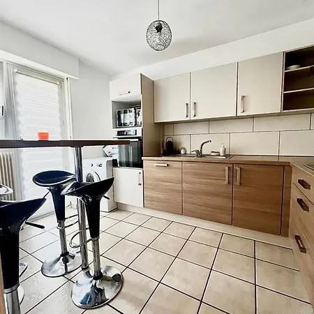 Illzach, 5 Personnes * Illzach
